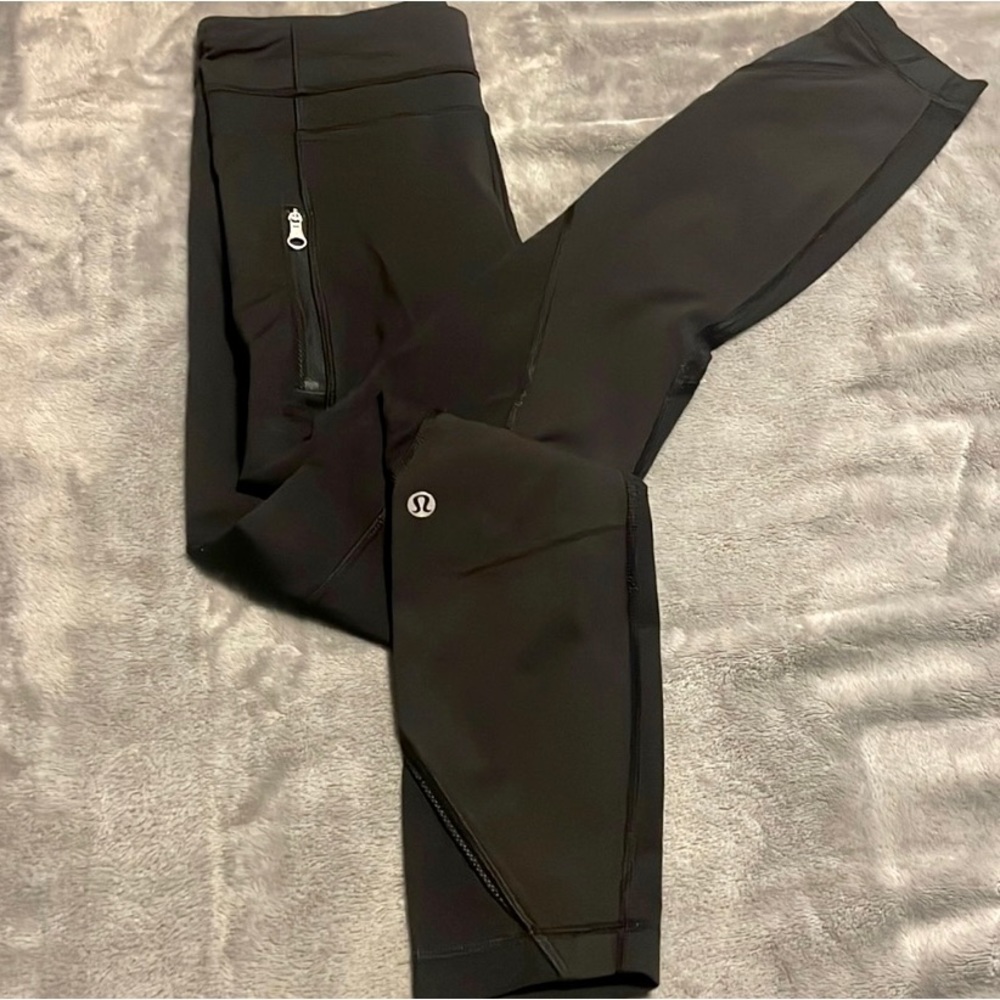 Lululemon size 4 leggings